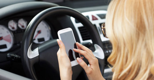 importance-cell-phone-distracted-driving-case